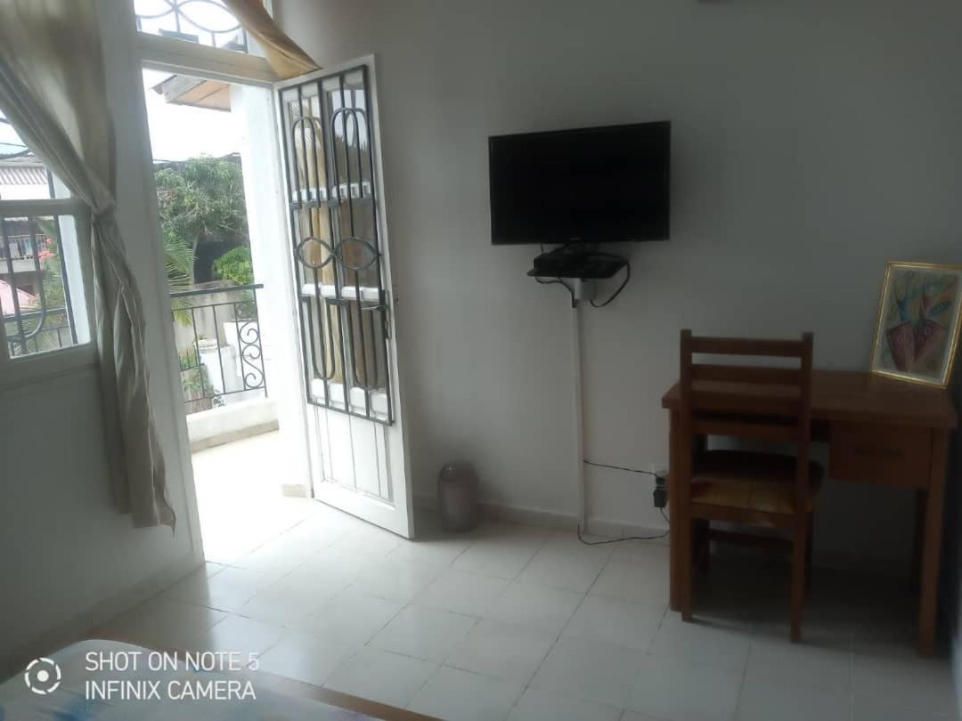 Residences Hotels Sejours Affaires Abidjan Exteriör bild