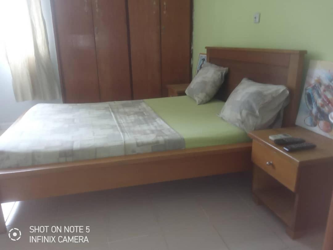 Residences Hotels Sejours Affaires Abidjan Exteriör bild