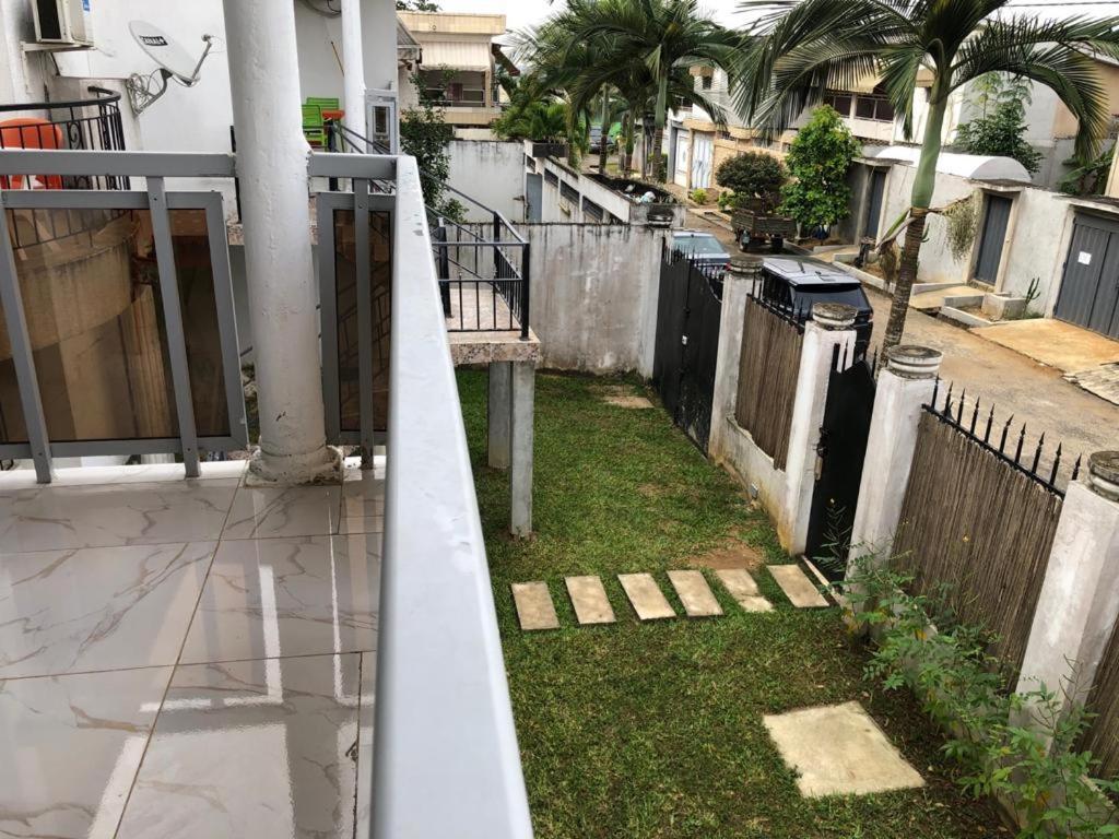 Residences Hotels Sejours Affaires Abidjan Exteriör bild