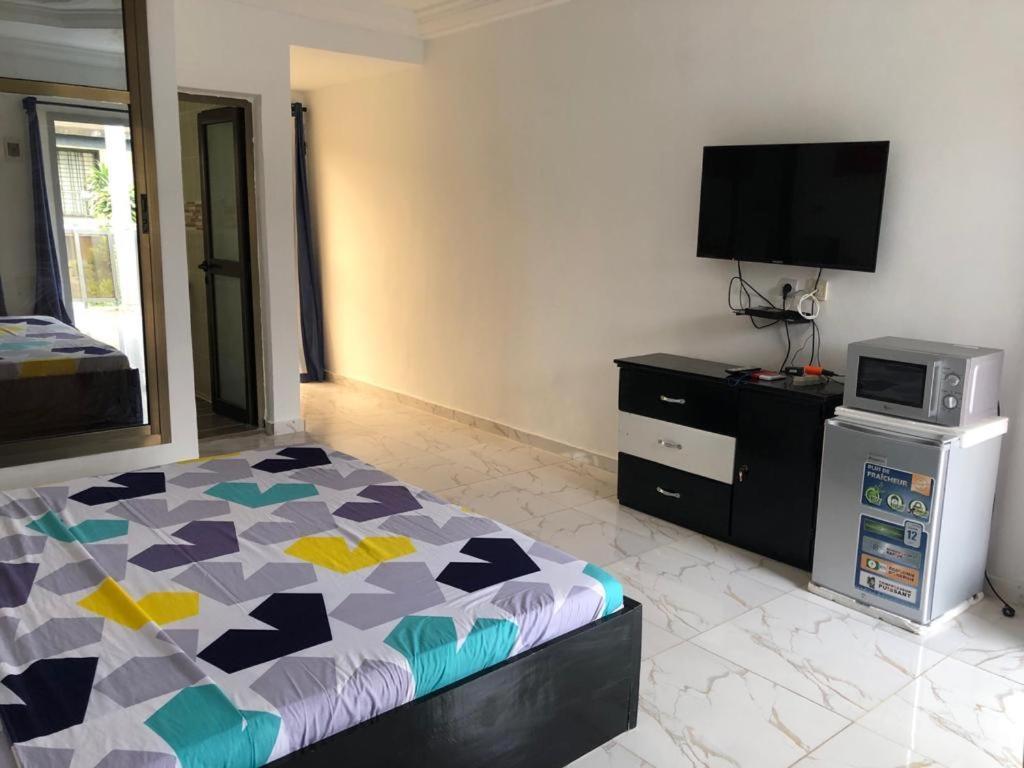 Residences Hotels Sejours Affaires Abidjan Exteriör bild