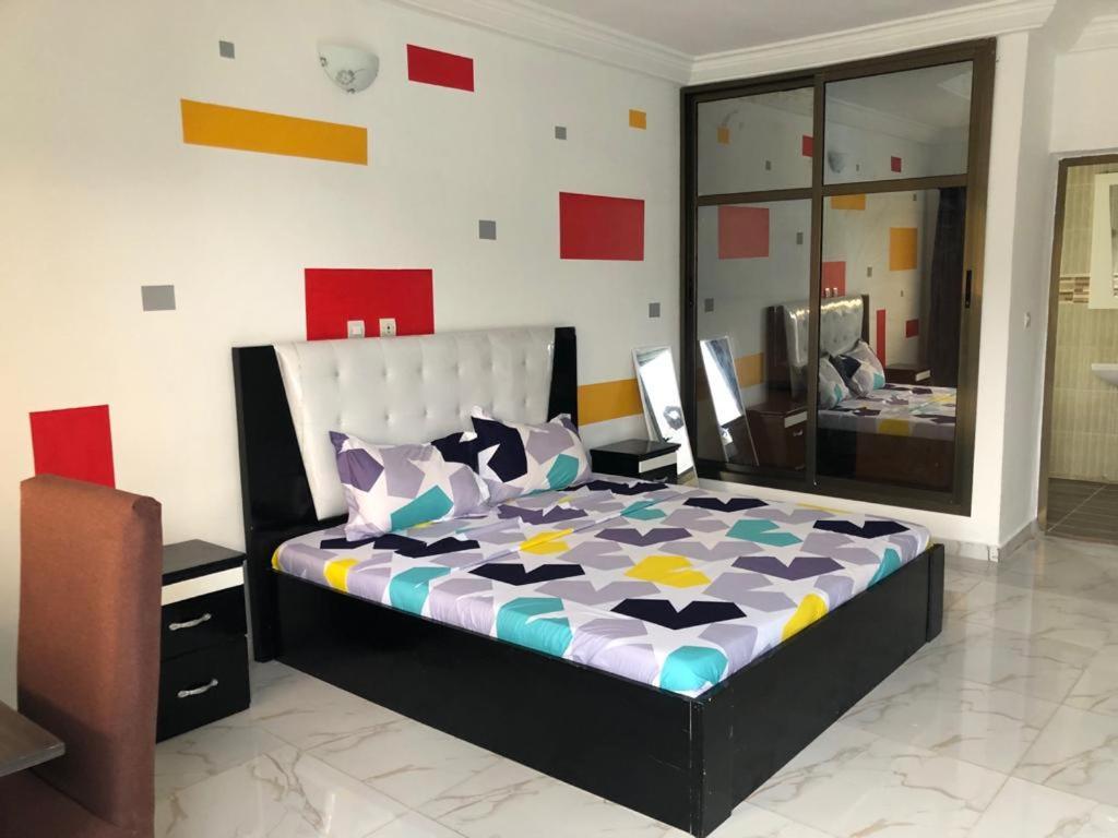 Residences Hotels Sejours Affaires Abidjan Exteriör bild
