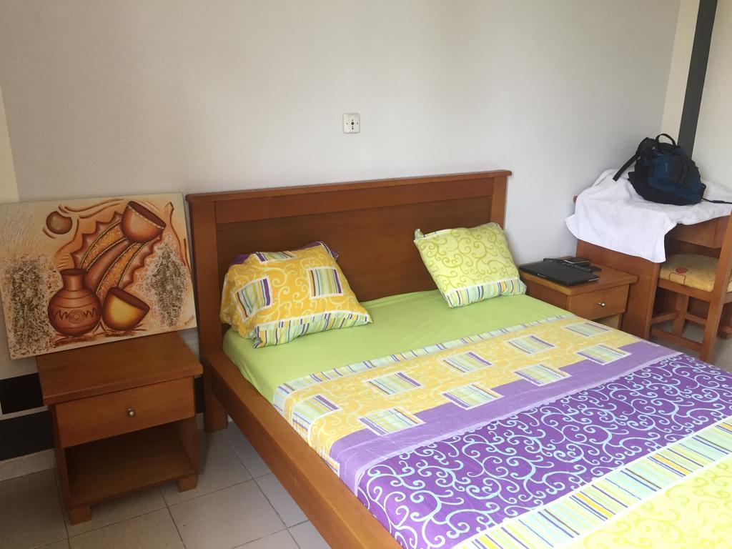 Residences Hotels Sejours Affaires Abidjan Exteriör bild